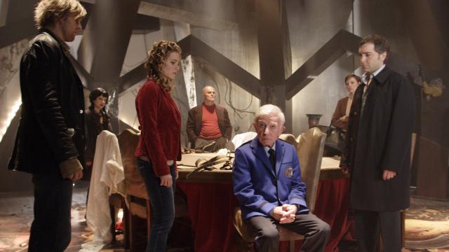 Trapped Ashes (2006)